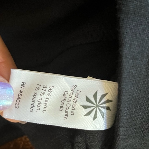 ATHLETA PONTE PANTS WITH ZIPPER POCKETS SIZE 4 - Picture 6 of 6